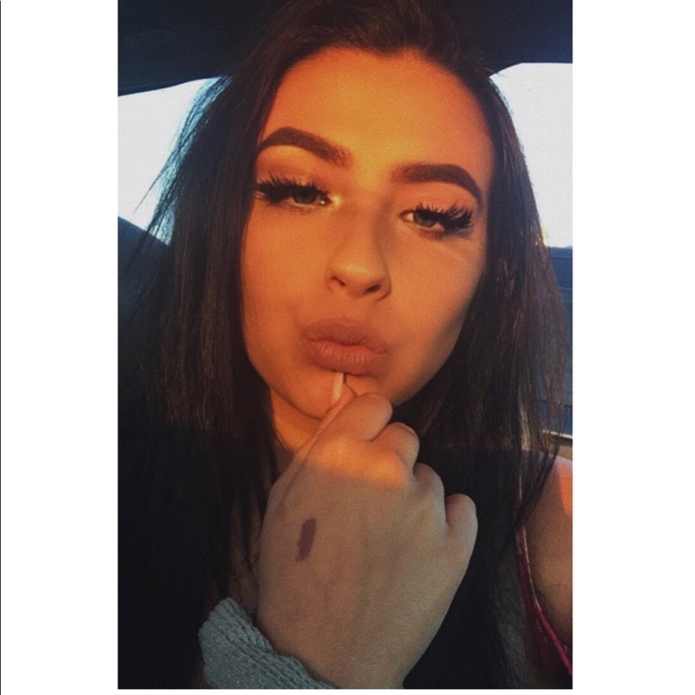 Meet your Posher, Brittany